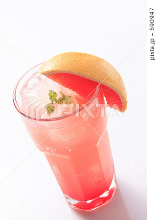 ピンクグレープフルーツジュースの写真素材