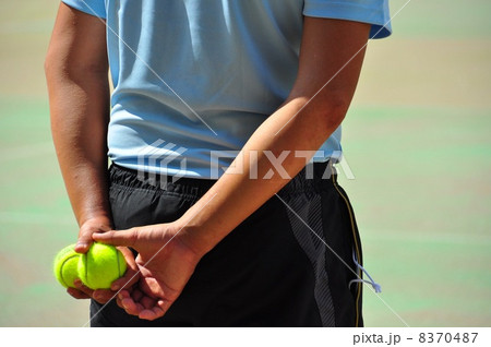 テニスボール ボールボーイ スポーツ 球技の写真素材