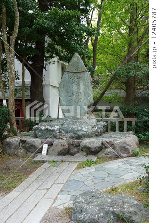 人形 石碑 供養碑の写真素材