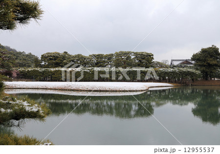 冬天冬栗林公园冬天景色高松和风照片素材 Pixta