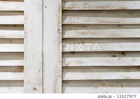 鎧戸の写真素材