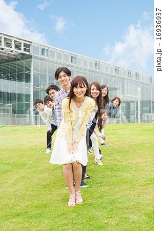 女子大学生集合写真 