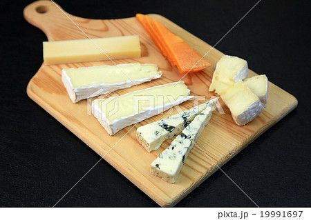 ブルーチーズ ブリーチーズ 食べ物 青カビの写真素材