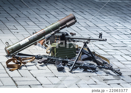 対戦車 機関銃 ロケットランチャー ロケット弾ランチャーの写真素材 Pixta