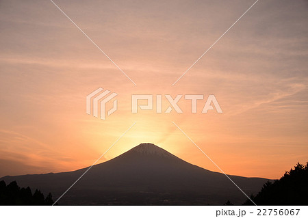 富士山 乙女峠 夕焼け 御殿場の写真素材 - PIXTA