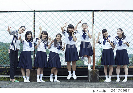 女子中学生　集合写真 www.pinterest.jp