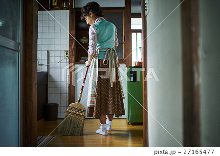 若奥様 