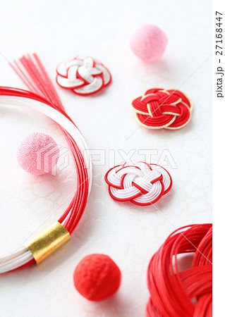水引ボールの写真素材 水引ボールの写真素材