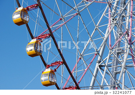 観覧車 ゴンドラ 遊園地 葛西臨海公園の写真素材