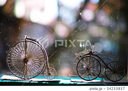 昔の自転車 レトロの写真素材