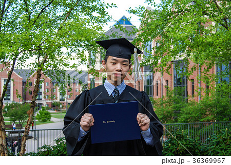 博士帽子 卒業 大学院の写真素材