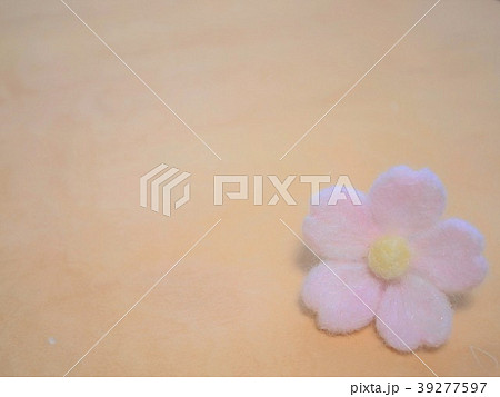 桜 羊毛フェルト フェルト 春の写真素材 Pixta