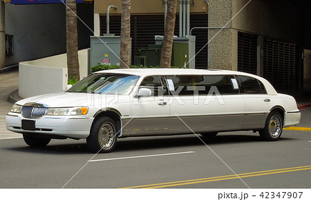 リムジン 車 高級車 セレブの写真素材