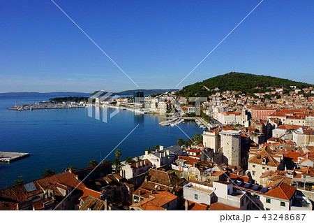 港町 俯瞰 ヨーロッパ 港の写真素材