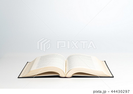 書籍 医学書 本 学習の写真素材 - PIXTA