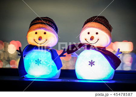 人形 雪だるま オブジェ ゆきだるま スノーマン 12月 冬の写真素材