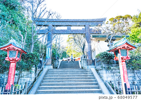 神社 鳥居 階段のイラスト素材