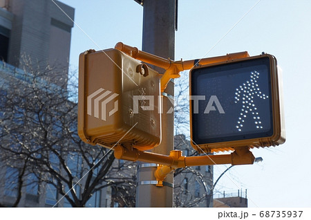 歩行者用信号機 海外の写真素材 - PIXTA 歩行者用信号機 海外の写真素材 - PIXTA