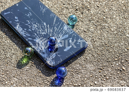 クラックビー玉の写真素材