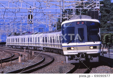 221系電車の写真素材 - PIXTA