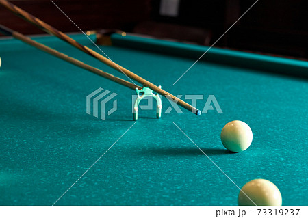 玉突き ゲームの写真素材