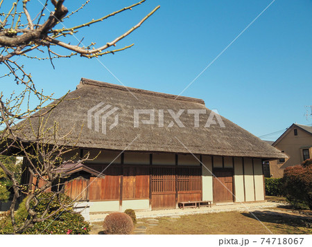 茅葺屋根 かやぶき屋根 藁ぶき屋根 わらぶき屋根の写真素材 - PIXTA 茅葺屋根 かやぶき屋根 藁ぶき屋根 わらぶき屋根の写真素材 - PIXTA