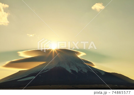 富士山 珍しい 自然 雲の写真素材 - PIXTA