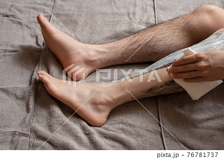 男性 足 男 脚の写真素材