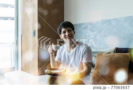 背景ぼかし 部屋の写真素材