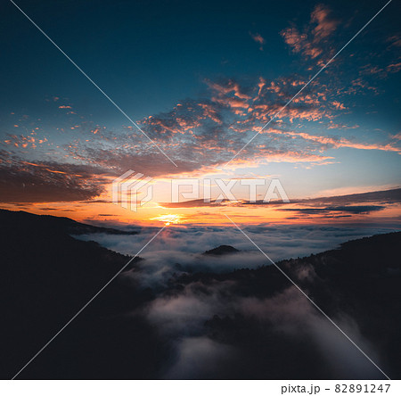 暁の空の写真素材