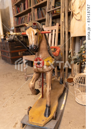 おもちゃ オモチャ 木馬 アンティークの写真素材