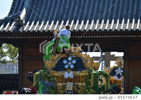 祭り 山車 屋根 和の写真素材 - PIXTA