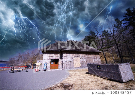 悪天候の白老アイヌコタン