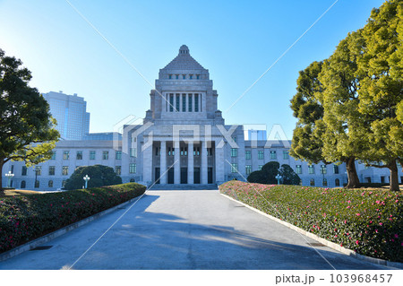 国会議事堂の正面外観イメージ