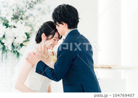 誓いのキスの写真素材 - PIXTA