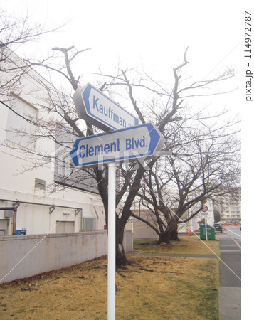 米軍基地 看板 標識 基地の写真素材 - PIXTA