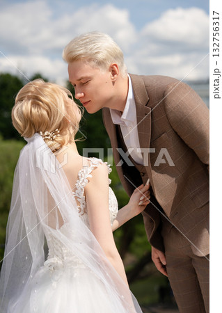 誓いのキスの写真素材 - PIXTA