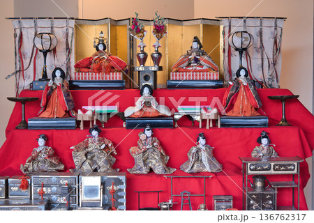 明治時代の雛人形の写真素材 - PIXTA